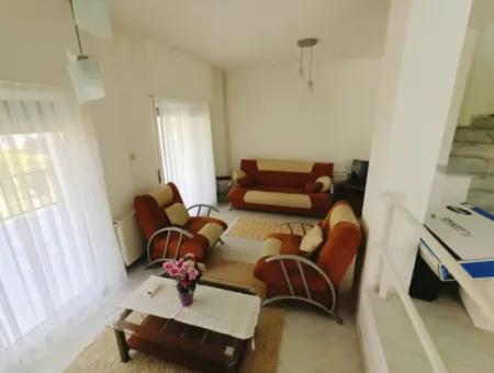 Monthly Rental Villa With Shared Pool Close To Çeşme Boyalik Beach