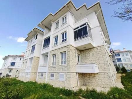 Ground Floor Apartment For Sale In Çeşme Toki