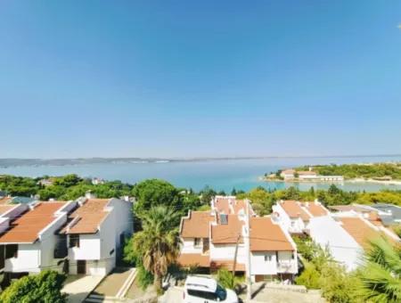 Apartment With Full Sea View In Çeşme Paşalimani