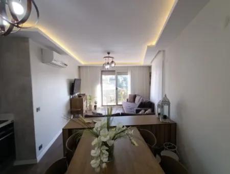 2 1 Spacious Apartment For Sale In The Center Of Cesme