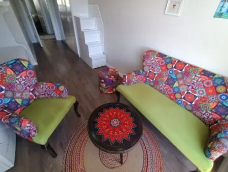 Spacious Apartment With Full Furnishment For Seasonal Rent In The Center Of Cesme 2 1