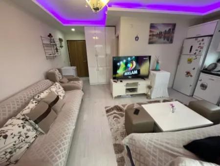 1 1 Furnished Seasonal Apartment In Çeşme Dalyan