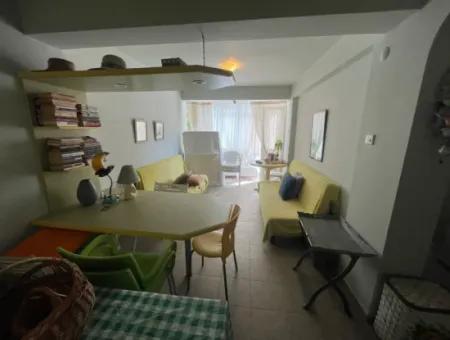 Sea Front Seasonal Rent Ground Floor Apartment In Çeşme Boyalik