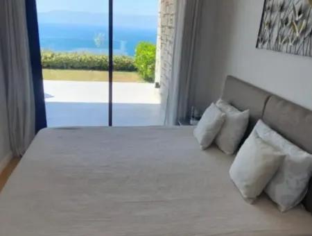 Full Sea Manz At Çeşme Ayasaranda. Monthly Rent 1 1 Residence Apartment