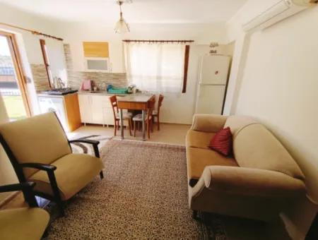 Seasonal Rent Large 2 1 Garden Floor Apartment In Cesme Center