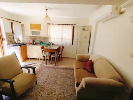 Seasonal Rent Large 2 1 Garden Floor Apartment In Cesme Center