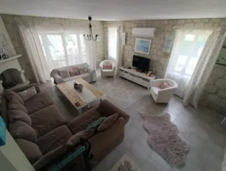 Close To Cesme Ayayorgiye Monthly Rental Detached Pool 3 1 Villa