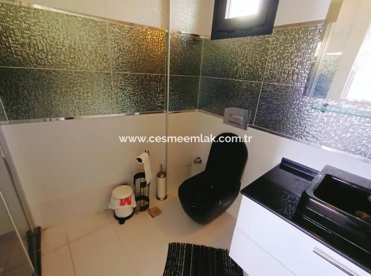 Çeşme Sezonluk Kiralık Full Deniz Manzaralı Daire