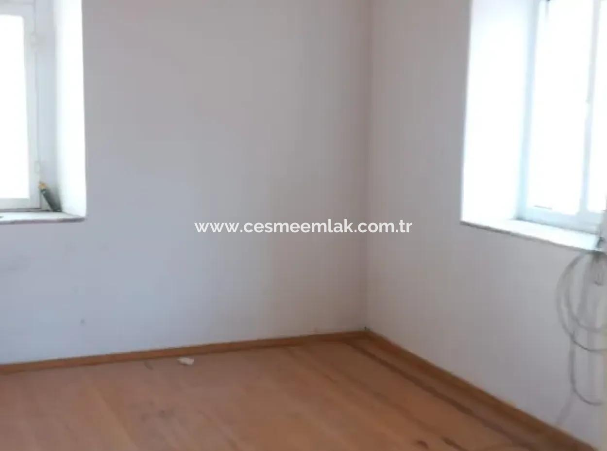 Çeşme Alaçatı'da Satılık Butik Otel Olmaya Müsait Rum Evi