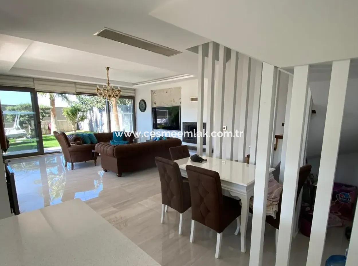 Alaçatı'da Lüks Villa