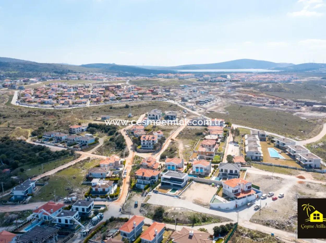 Çeşme Şifne'de Satılık İkiz Konut İmarlı Arsa