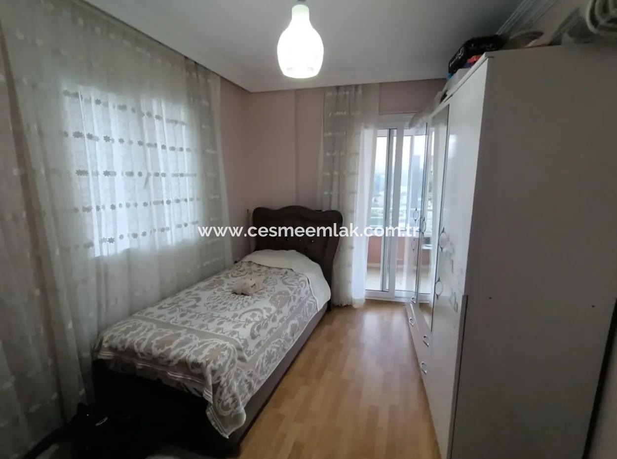 Çeşme'de Sezonluk Kiralık Full Eşyalı 2+1 Daire