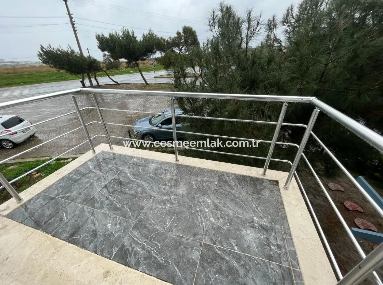 Çeşme Dalyan'da 1+1 Eşyalı Sezonluk Kiralık Daire