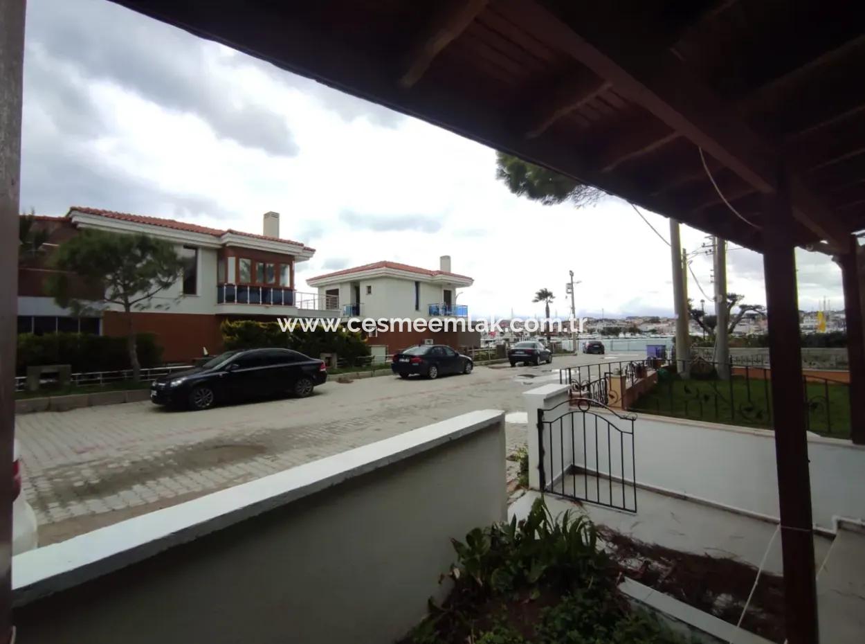 Çeşme Dalyan Marina Manz. 15 May-15 Eylül Arası Kiralık Dublex