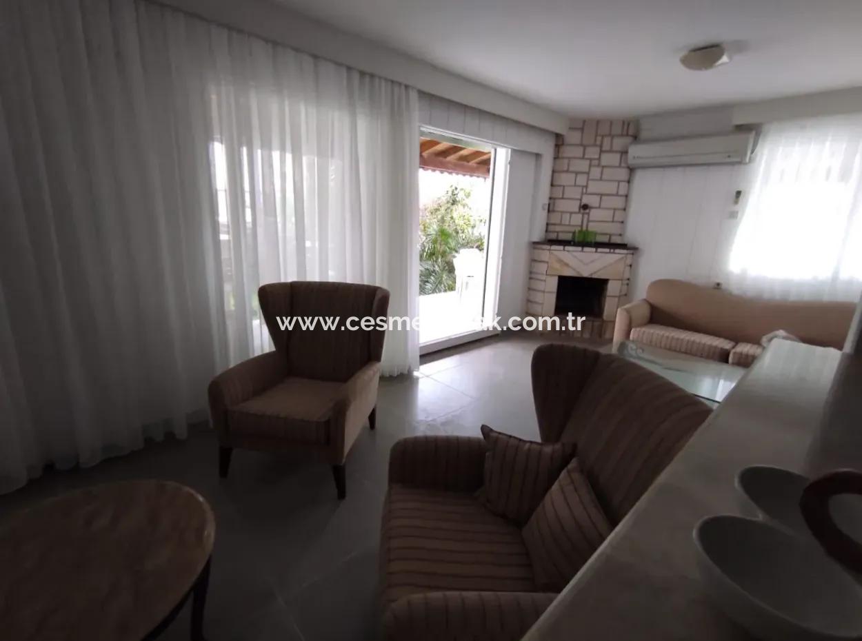 Çeşme Dalyan Marina Manz. 15 May-15 Eylül Arası Kiralık Dublex