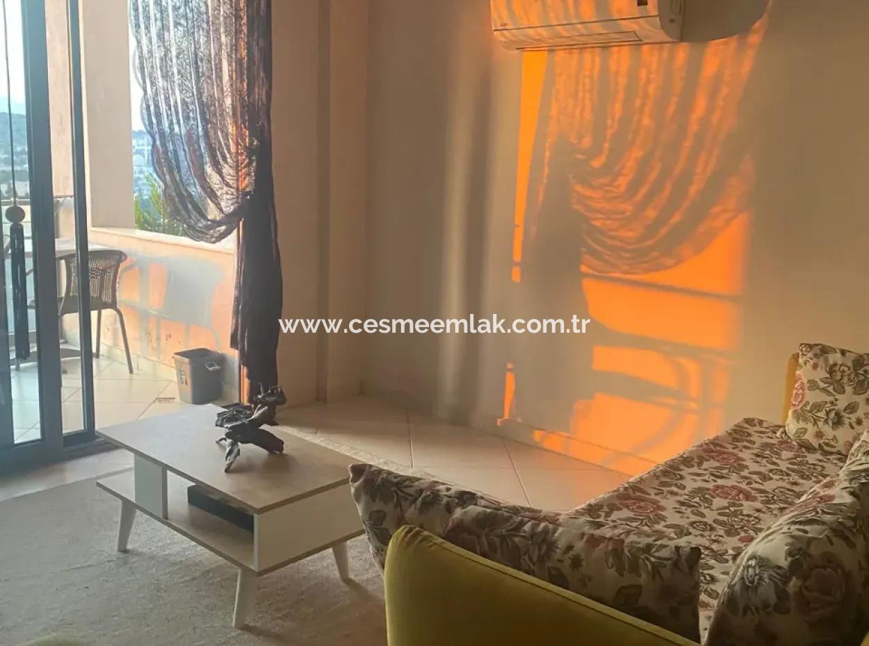Çeşme Merkezde Yıllık Kiralık Full Eşyalı 1+1 Residence Daire