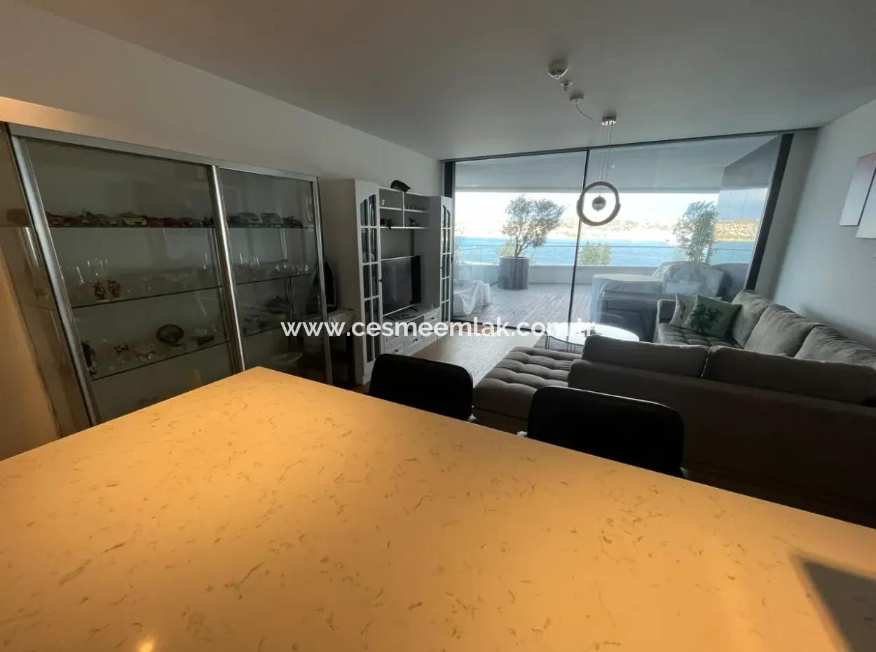 Çeşme Folkart Hill's Te Denize Sıfır 1+1 Aylık Kiralık Residence