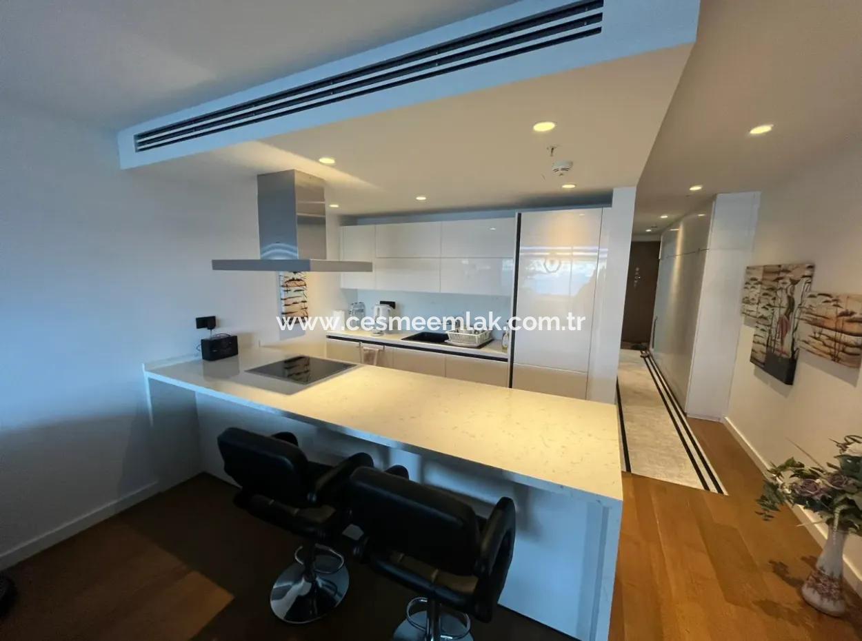 Çeşme Folkart Hill's Te Denize Sıfır 1+1 Aylık Kiralık Residence