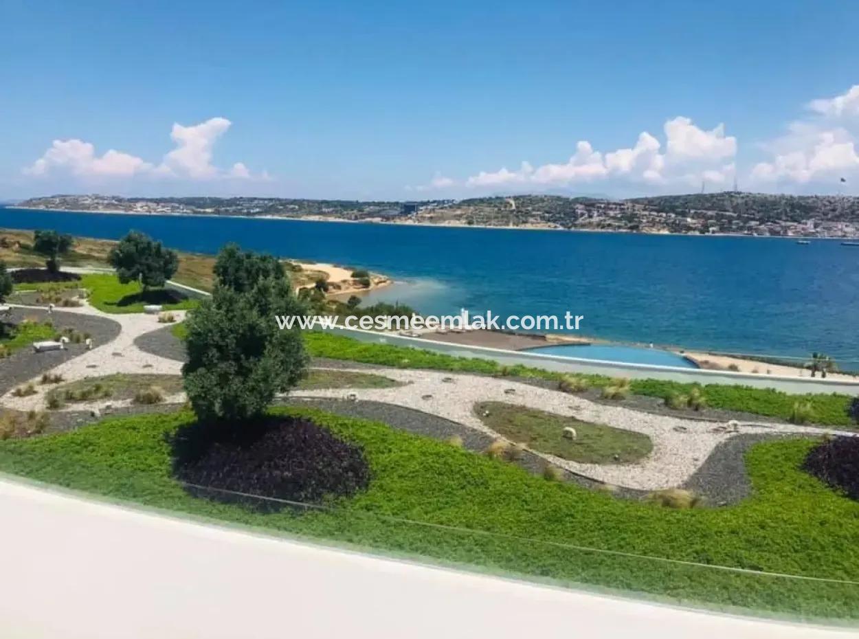 Çeşme Folkart Hill's Te Denize Sıfır 1+1 Aylık Kiralık Residence