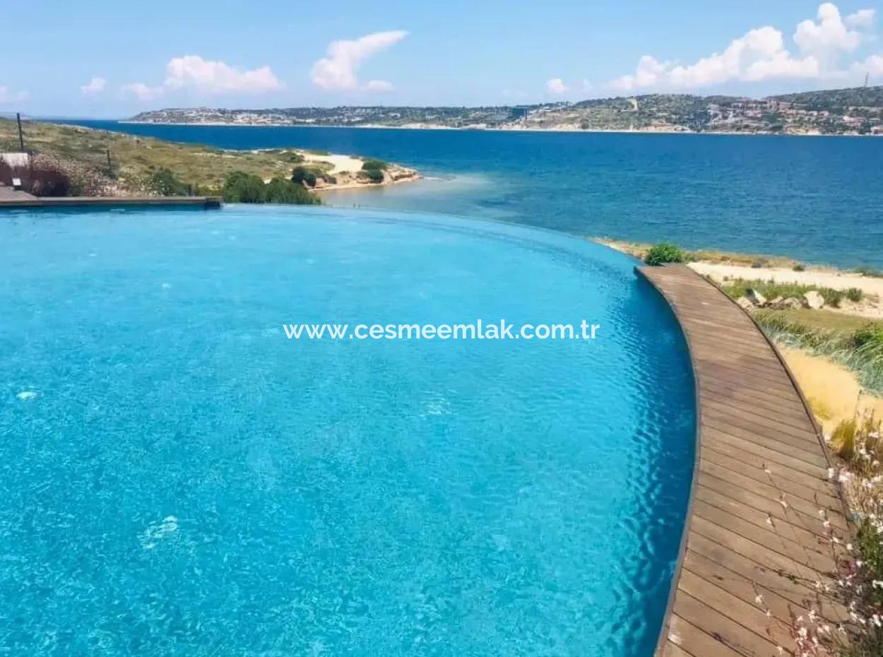 Çeşme Folkart Hill's Te Denize Sıfır 1+1 Aylık Kiralık Residence