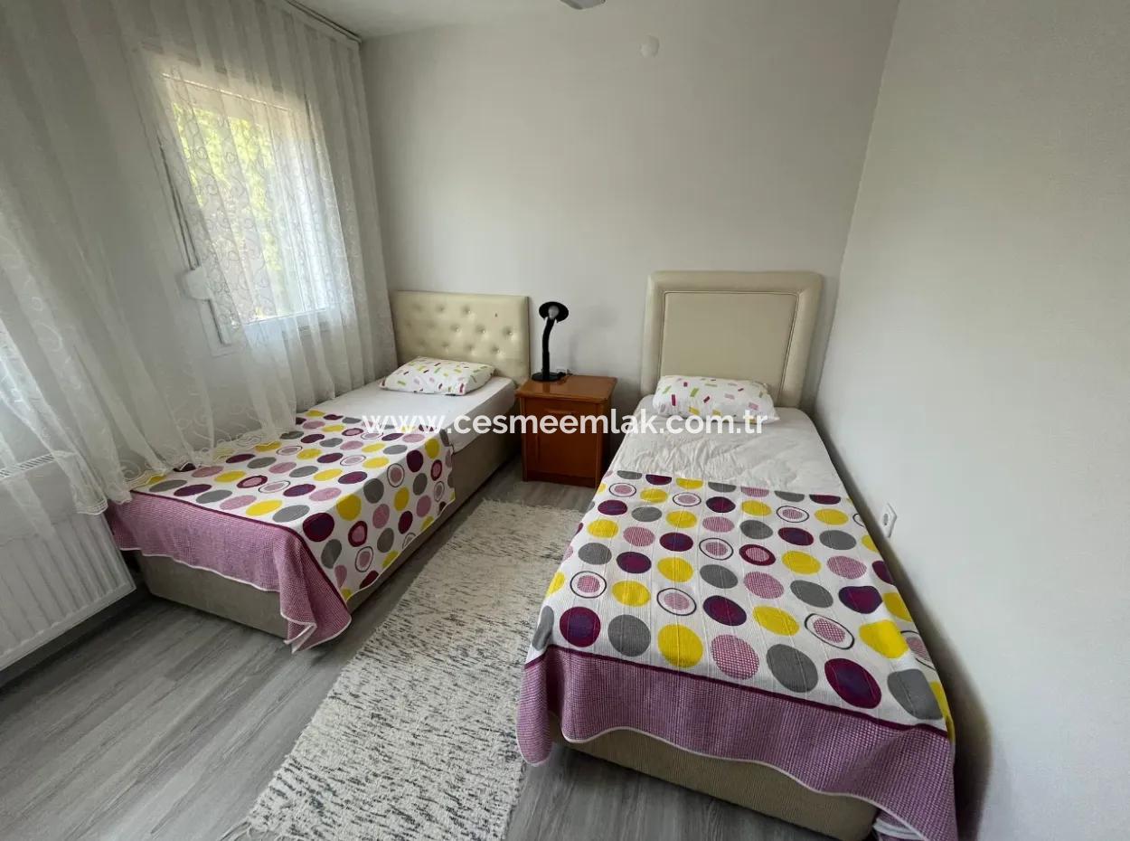 Çeşme Boyalıkta Denize Yürüme Mesafesinde Sezonluk Kiralık Villa