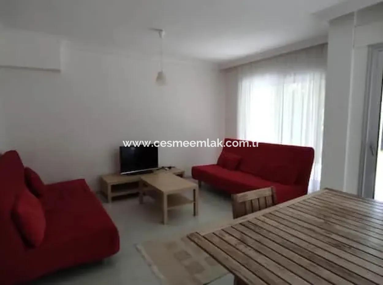 Çeşme Ilıca Oteller Bölgesinde Sezonluk Kiralık Villa