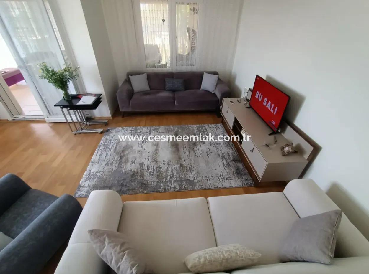 Çeşme Ilıca Şahin Tepesinde Temmuz-Ağustos Kiralık Dublex Villa