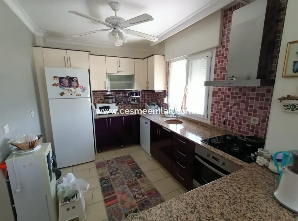 Çeşme Ilıca Şahin Tepesinde Temmuz-Ağustos Kiralık Dublex Villa