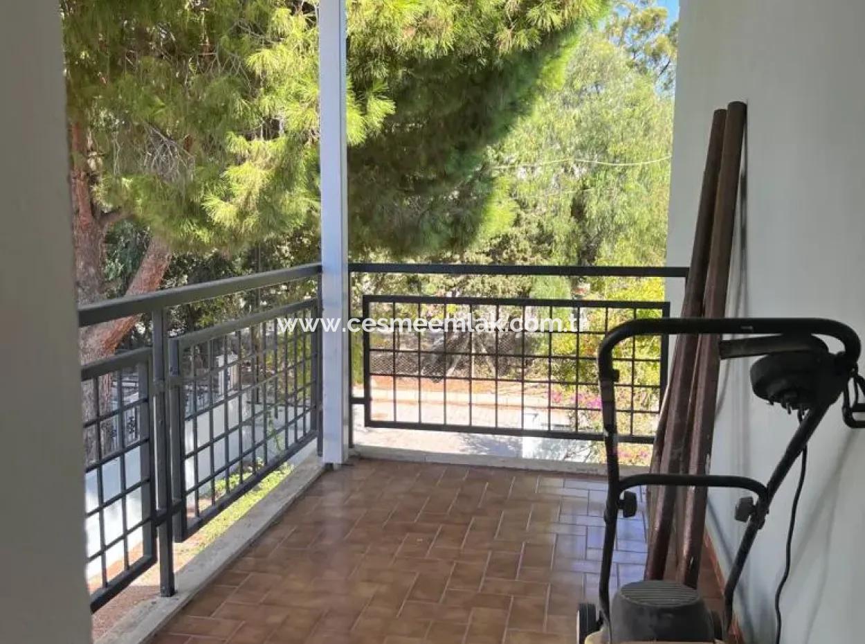 Çeşme Ilıca Altınyunusta Denize Çok Yakın Sezonluk Kiralık Villa