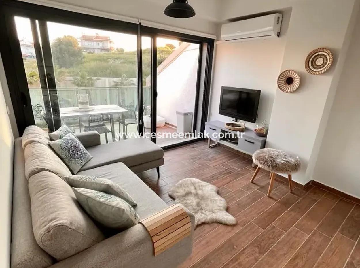 Çeşme Dalyan'da Ağustos Ayı Kiralık Havuzlu 1+1 Residence Daire