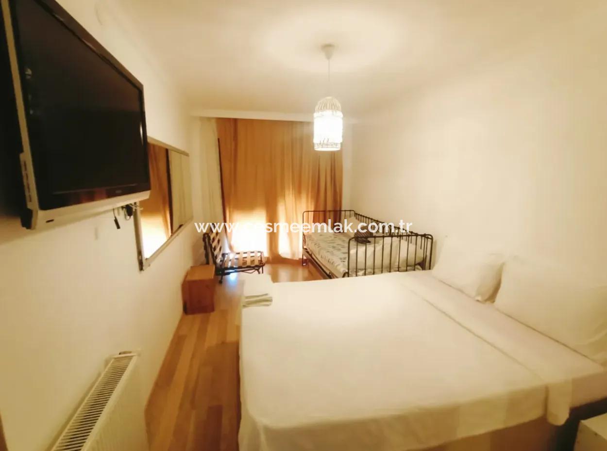 Çeşme'de Müstakil Havuzlu Aylık Kiralık Lüks Villa