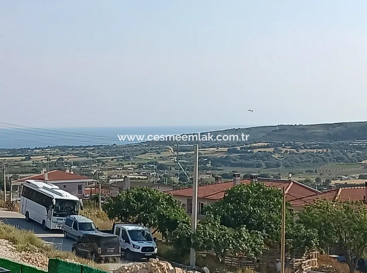 Çeşme'de Satılık Müstakil Havuzlu 6+2 2 Adet İkiz Villa