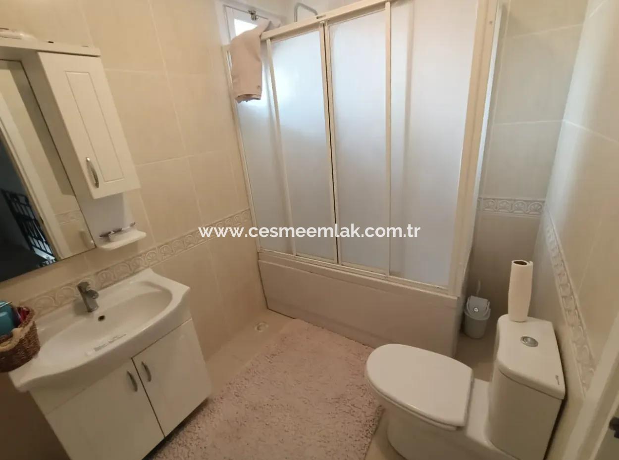 Çeşme Ayayorgiye Yakın Aylık Kiralık Müstakil Havuzlu 3+1 Villa