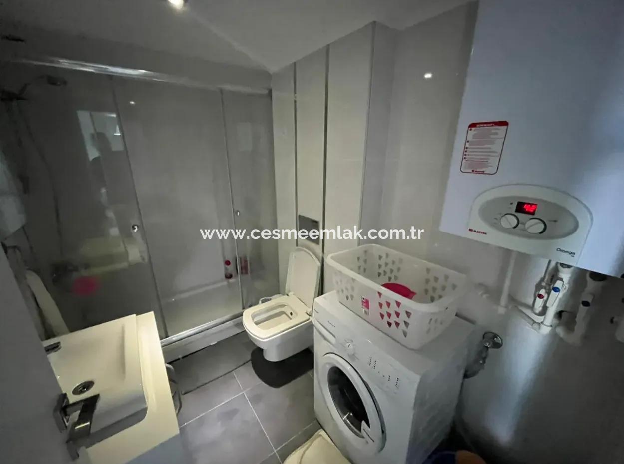 Çeşme Boyalık Sırtlarında Yıllık Kiralık 4+2 Müstakil Villa