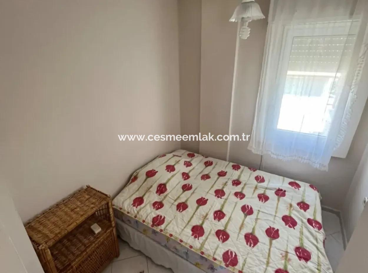 Çeşme Altınkumda Denize Sıfır Sitede Sezonluk Kiralık 4+1 Yazlık