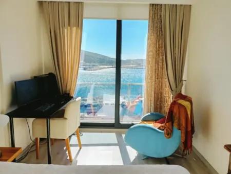 Çeşme Sezonluk Kiralık Full Deniz Manzaralı Daire