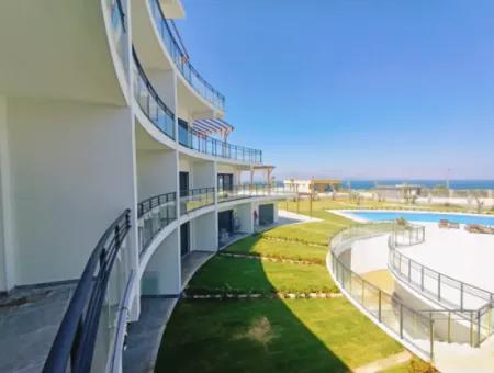 Çeşme Ayasaranda'da Satılık Deniz Manzaralı Residence Daireler