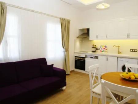 Çeşme Merkez'de Kış Döneminde Kiralık 1+1 Ultralux Daire