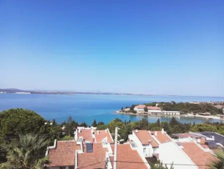 Çeşme Paşalimanı'nda Önü Kapanmaz Full Deniz Manzaralı Daire