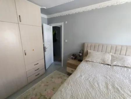 Çeşme'de Satılık 2+1 Ve Teraslı 1+1 Daire