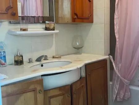 Çeşme Ilıca Altınyunusta Denize Çok Yakın Sezonluk Kiralık Villa