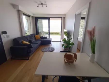 Çeşme Ayasaranda'da Full Deniz Manz. Aylık Kiralık 1+1 Residence Daire