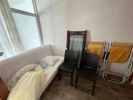 Çeşme Ilıca Ege Çeşme Sitesinde Denize Sıfır Satılık 2+1 Daire