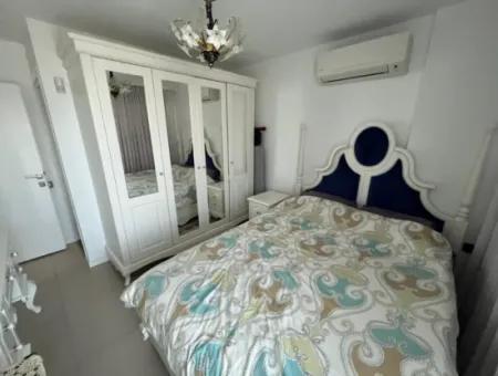 Çeşme Boyalık Sırtlarında Yıllık Kiralık 4+2 Müstakil Villa