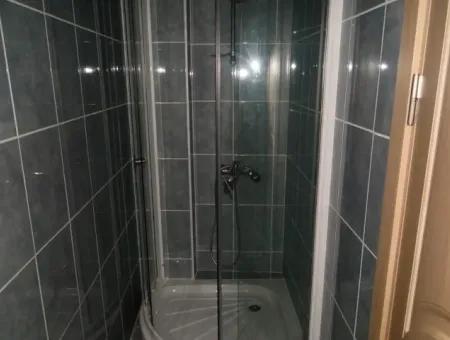 Çeşme'de Deniz Manzaralı Eşyalı Kiralık Geniş Daire